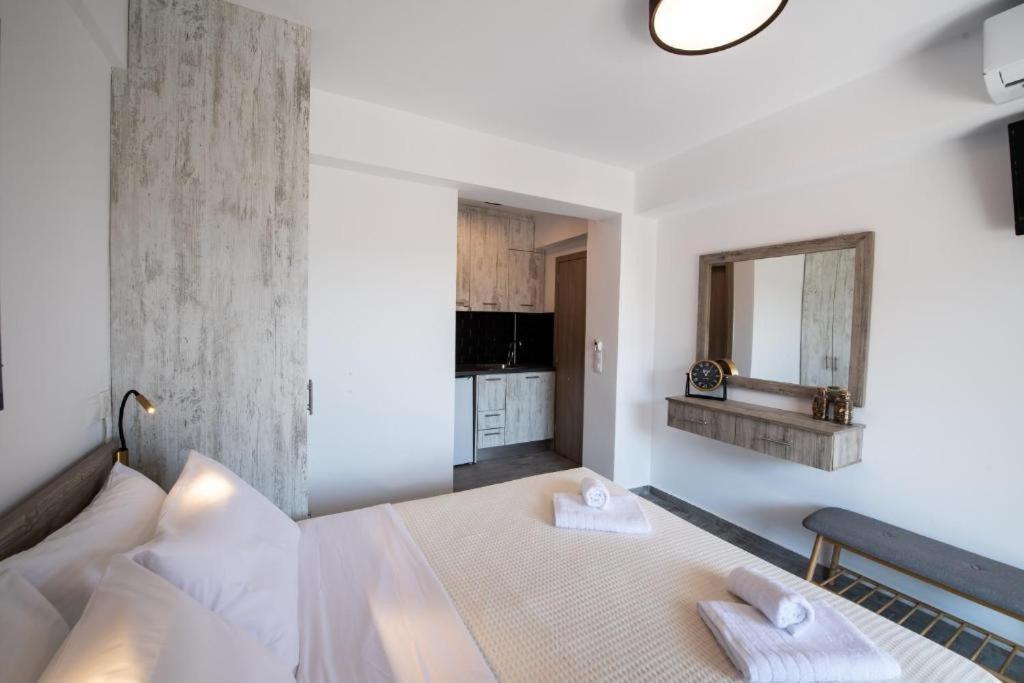 Melodia Apartments By Imagine Lefkada Никиана Екстериор снимка