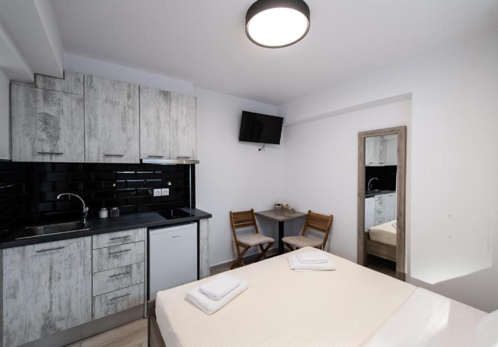 Melodia Apartments By Imagine Lefkada Никиана Екстериор снимка